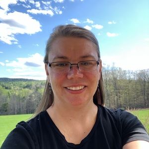 Meet your Posher, Hannah